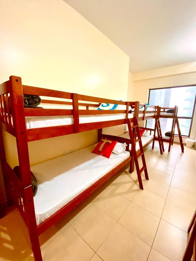 Bombay Backpackers Dxb (Adults Only) Pansiyon Dubai Dış mekan fotoğraf