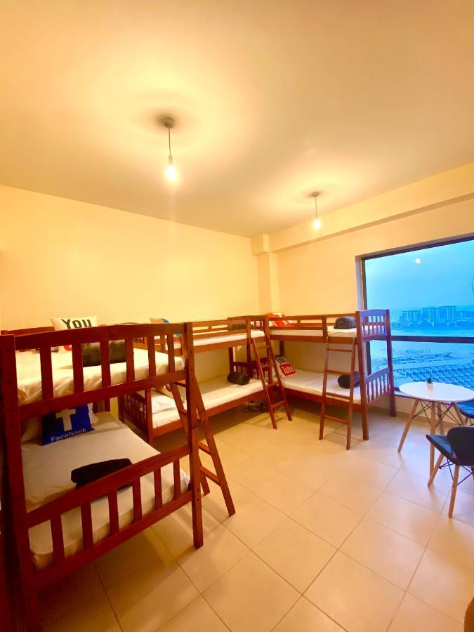 Bombay Backpackers Dxb (Adults Only) Pansiyon Dubai Dış mekan fotoğraf