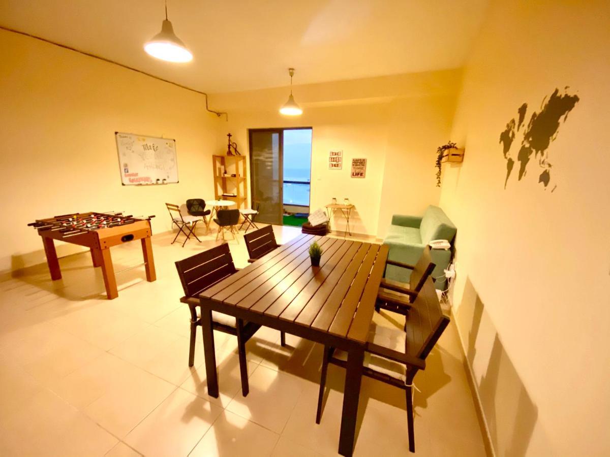 Bombay Backpackers Dxb (Adults Only) Pansiyon Dubai Dış mekan fotoğraf